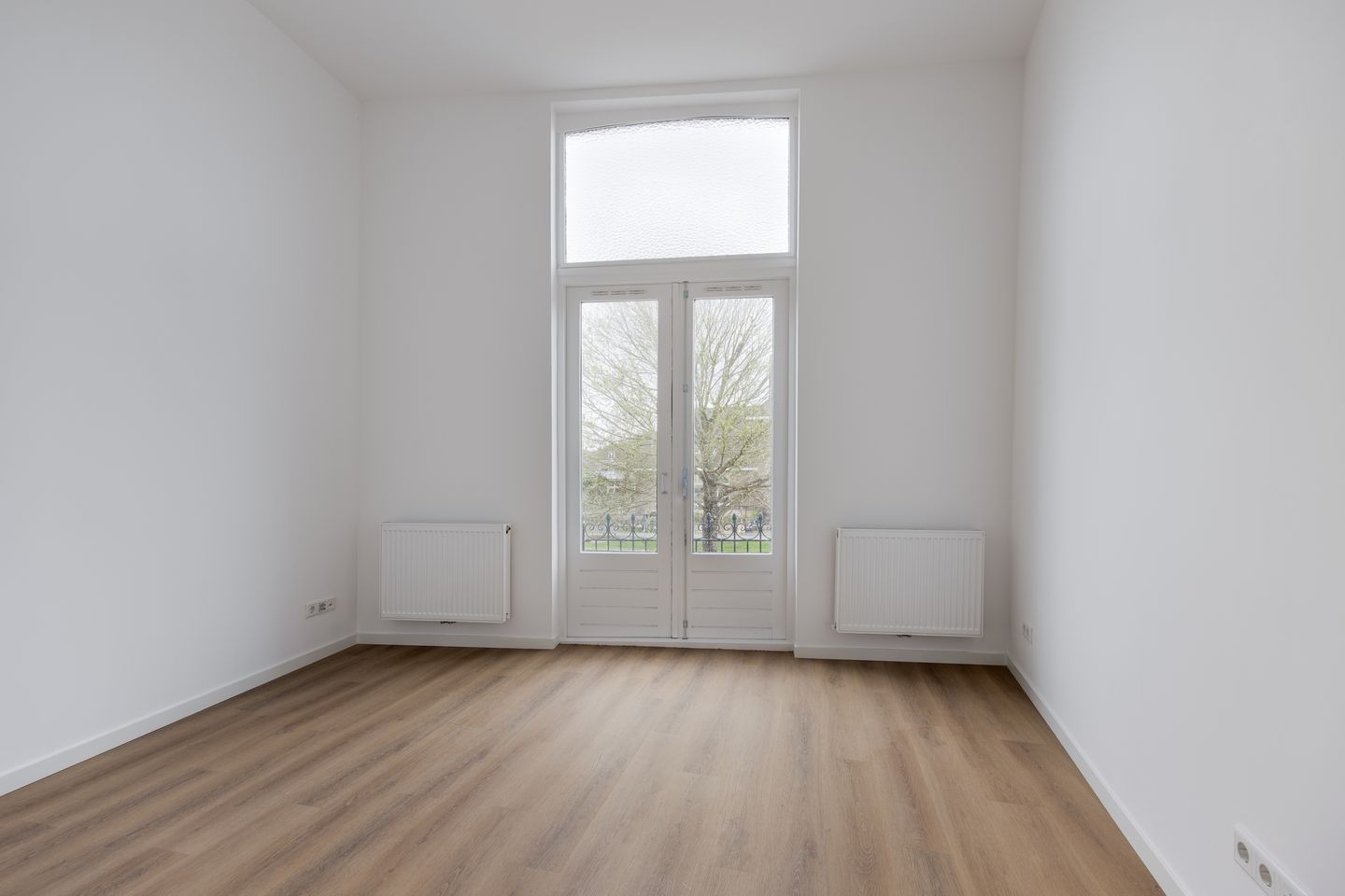 Photo 4 of Rijnsburgersingel 1-B