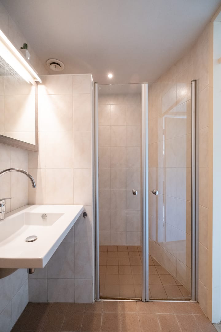 Foto 5 van Plevier 104