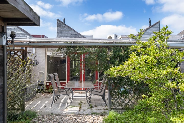 Foto 8 van Plevier 104