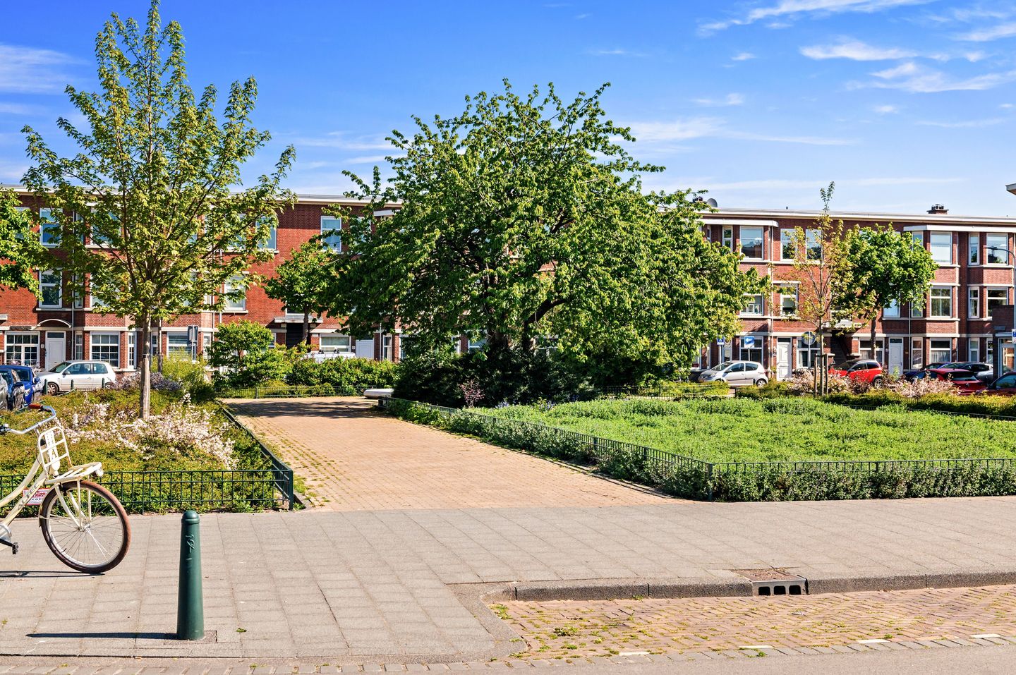 Foto 29 van Loenensestraat 165