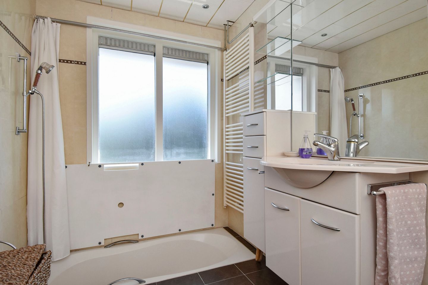 Foto 44 van Leidseweg 170