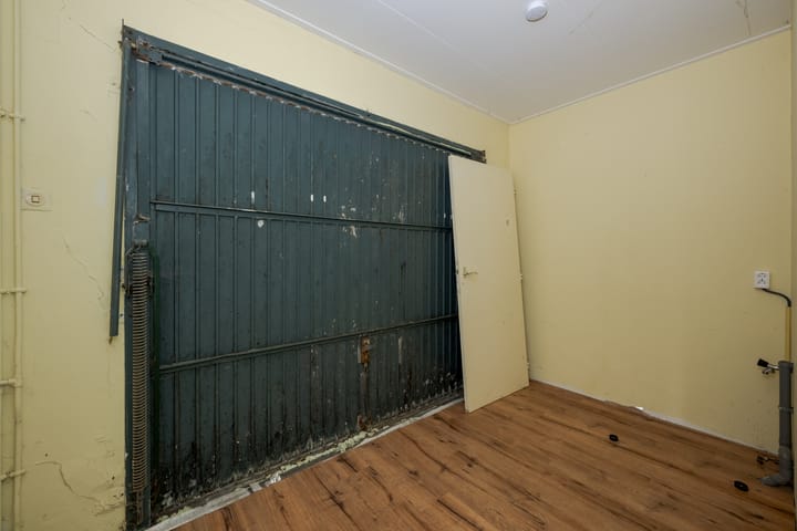 Foto 45 van Vriezekoop 22-A