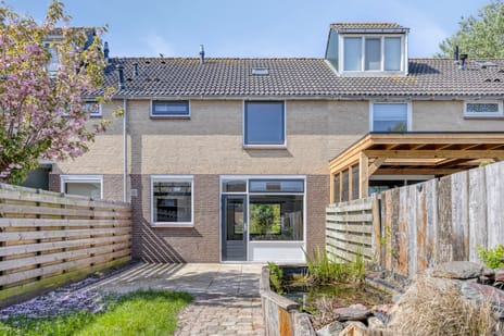 De Leyen 6 secondary image