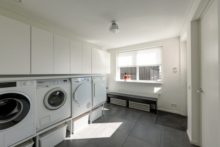 Photo 17 of It Ferset 31