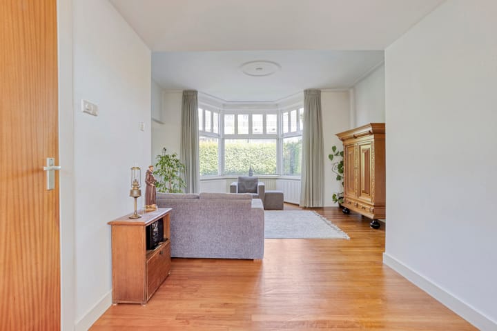 Photo 12 of Heyendaalseweg 14