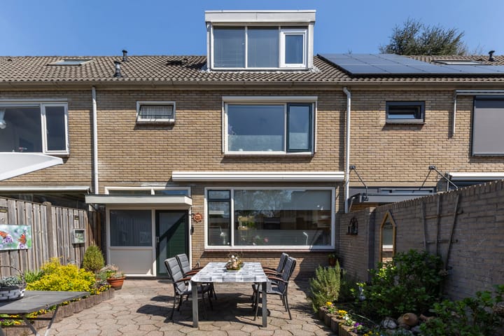 Foto 1 van Van Miereveltstraat 27