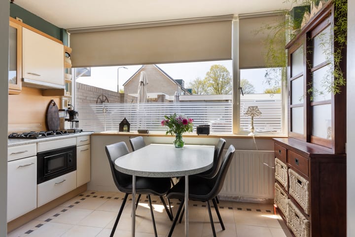 Foto 5 van Van Miereveltstraat 27