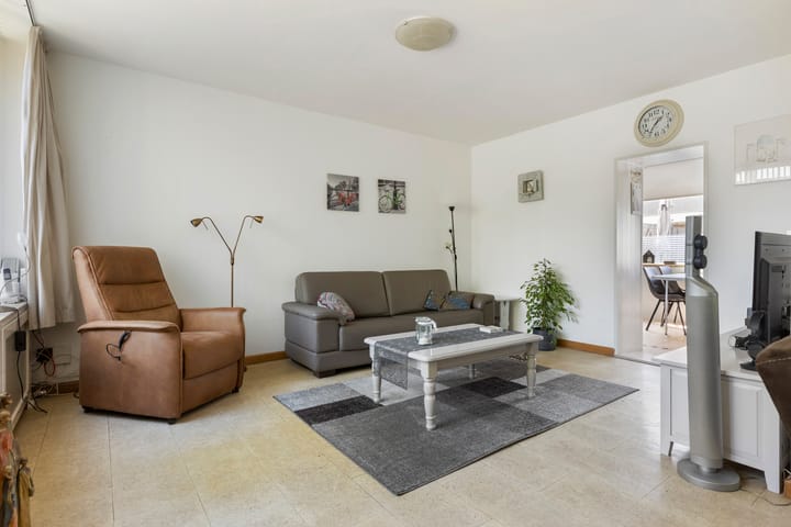 Foto 10 van Van Miereveltstraat 27