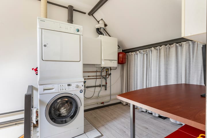 Foto 31 van Van Miereveltstraat 27