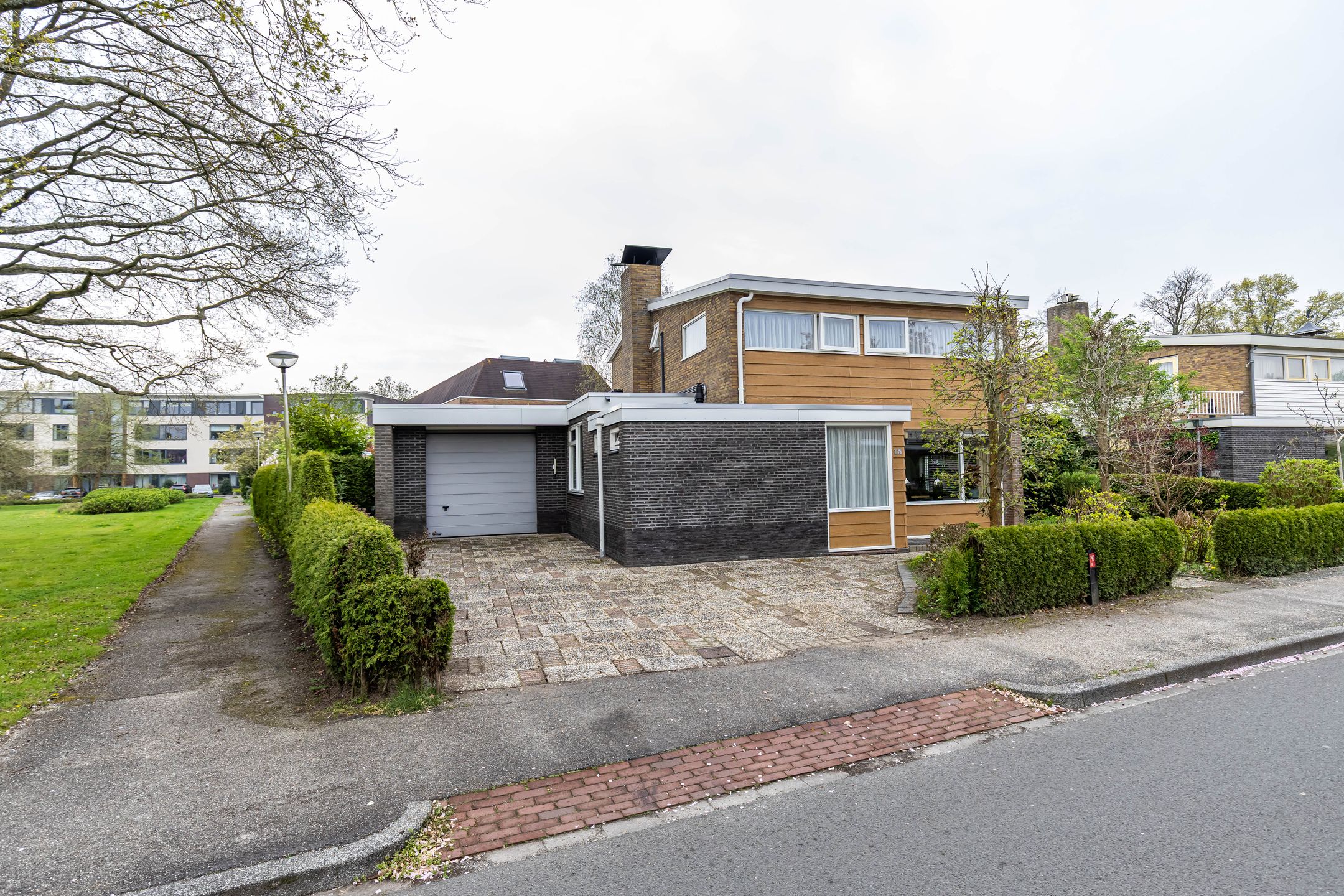 Foto 6 van Prof. Dr. J.C. Schoutelaan 13