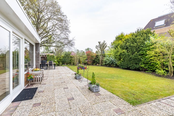 Foto 42 van Prof. Dr. J.C. Schoutelaan 13