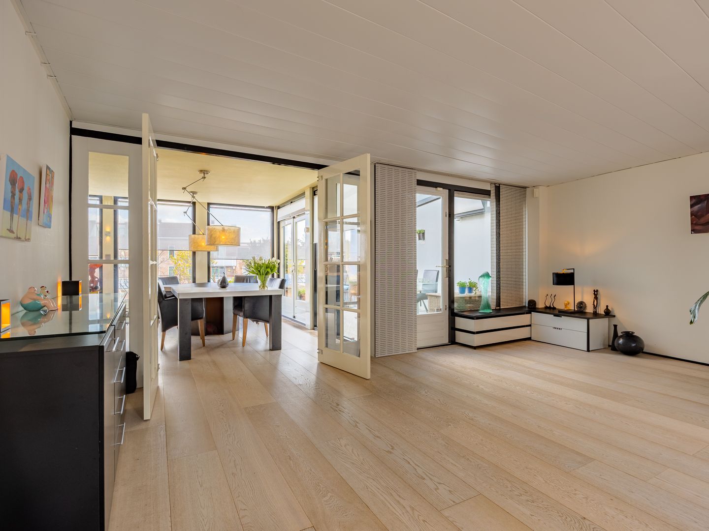 Photo 10 of Spittaalstraat 83