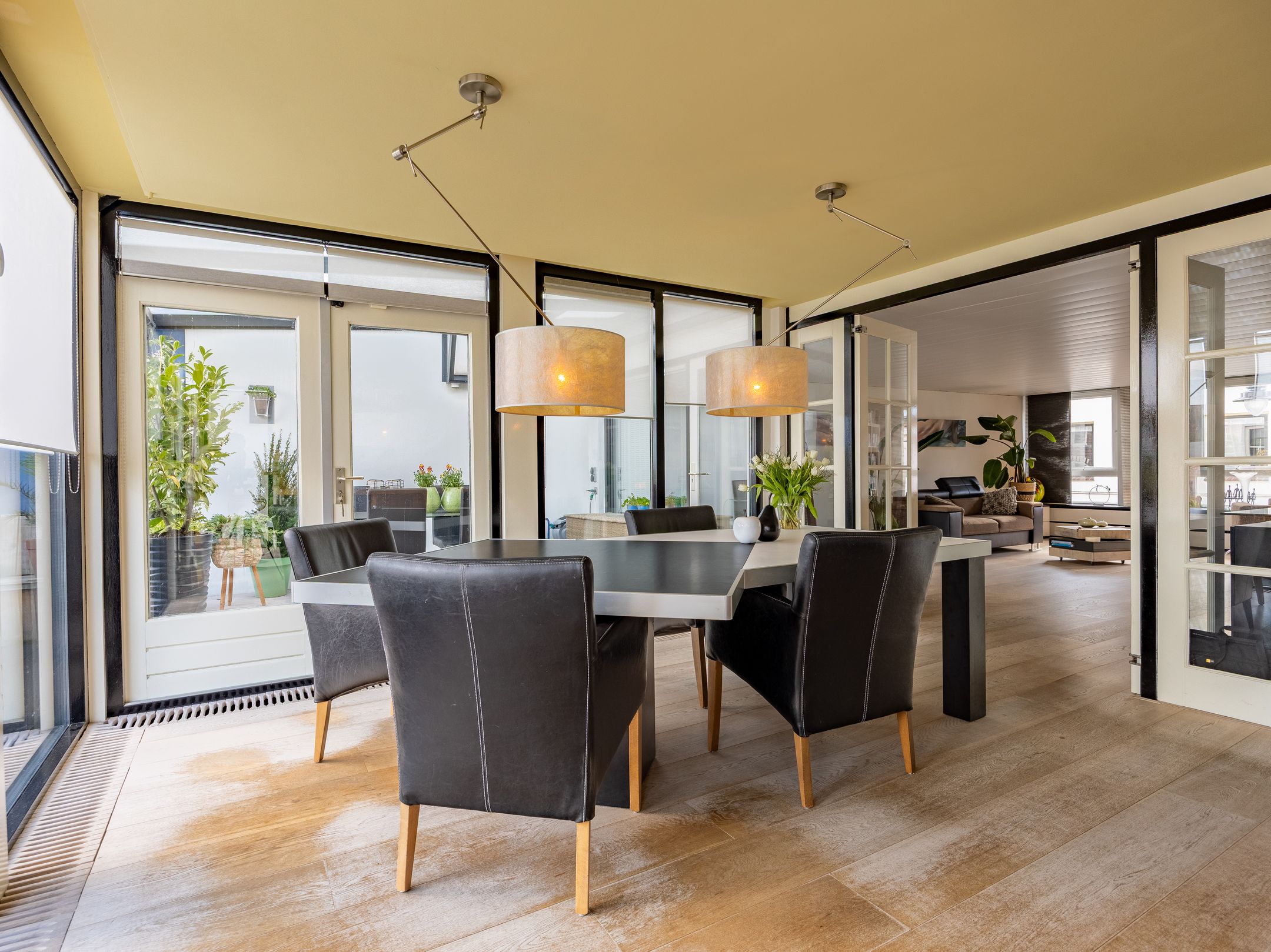 Photo 12 of Spittaalstraat 83