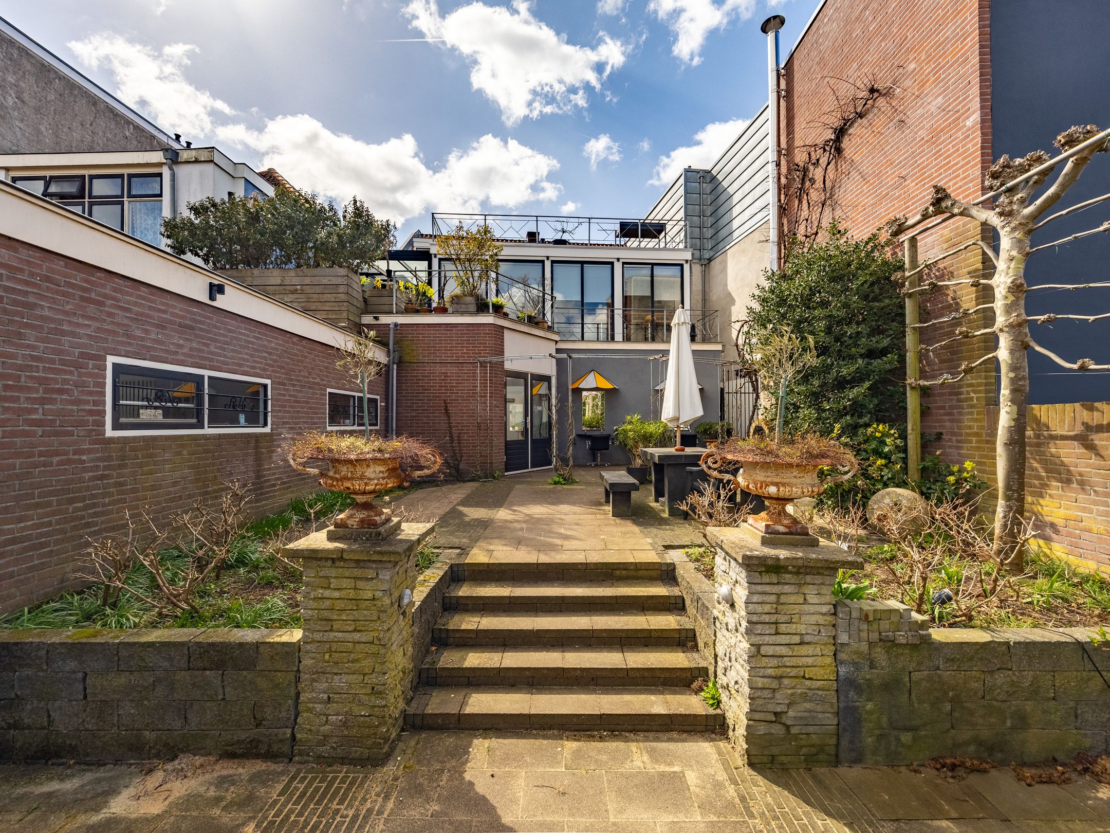 Photo 48 of Spittaalstraat 83