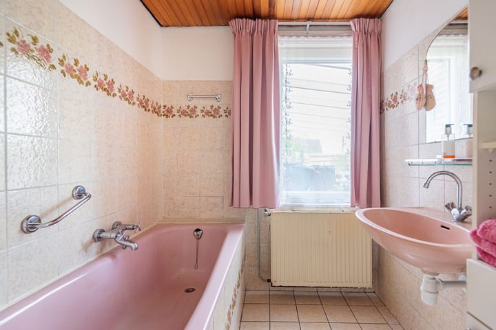 Photo 22 of Groothuizerlaan 5