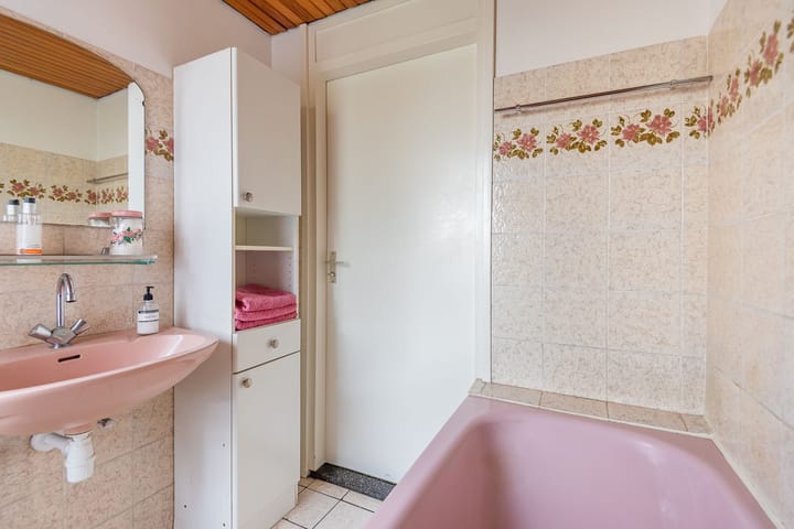 Photo 23 of Groothuizerlaan 5