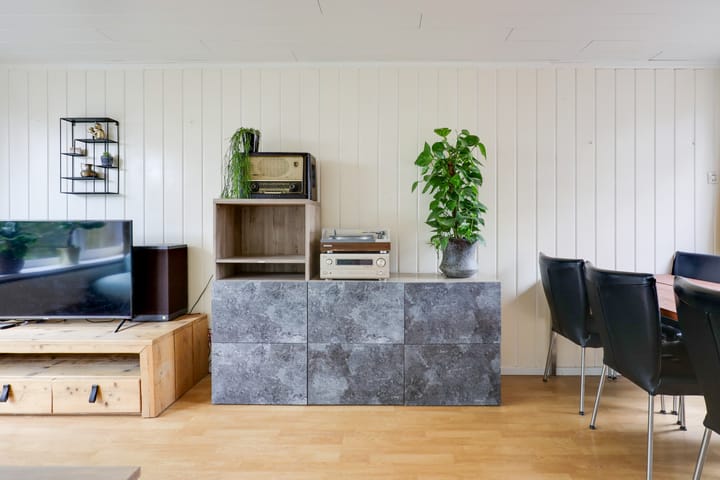 Photo 12 of Graaf Oswaldstraat 9