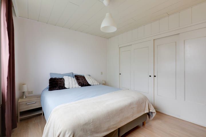 Photo 21 of Graaf Oswaldstraat 9