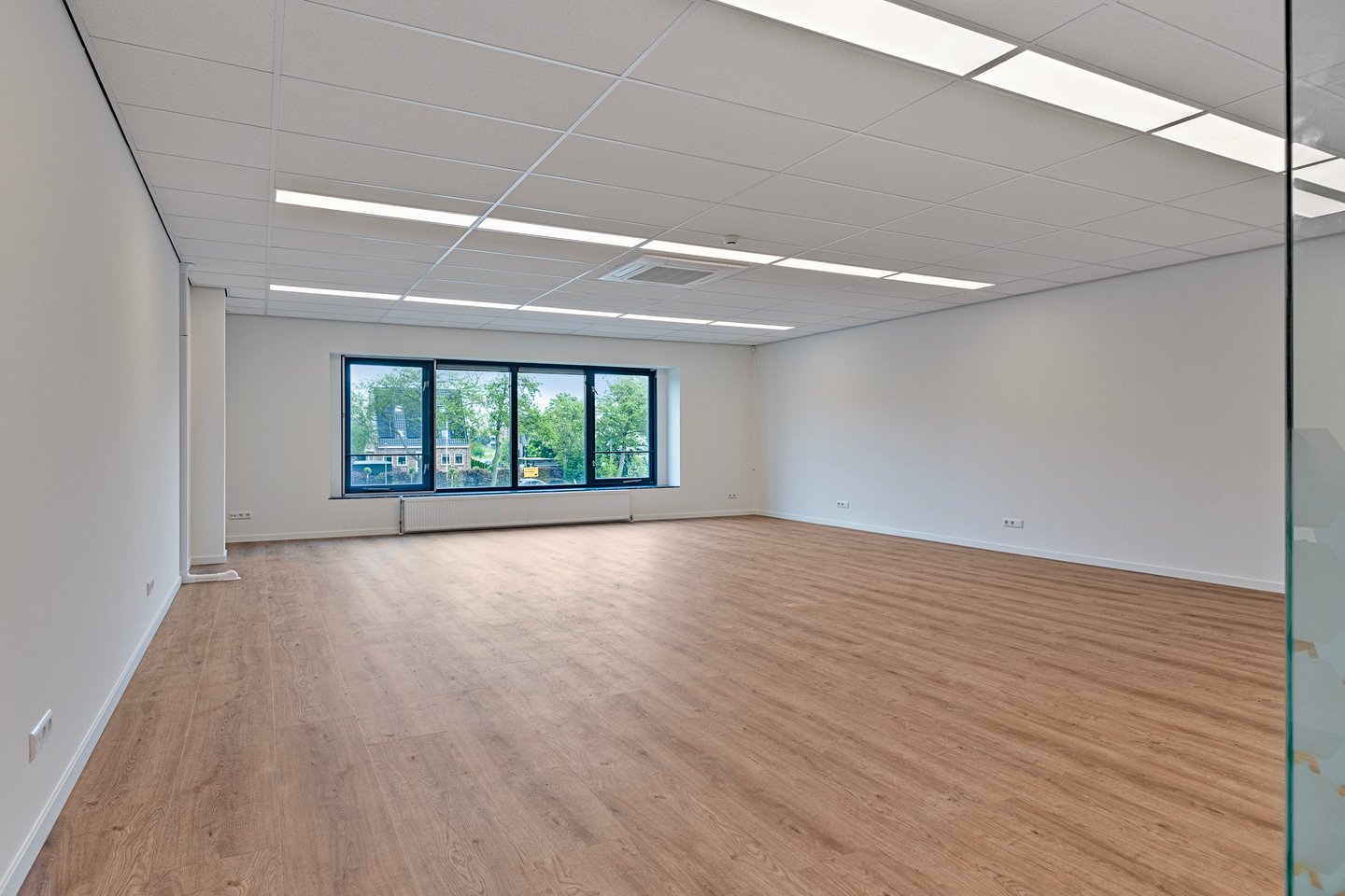 Bekijk foto 3 van Bijlestaal 44-M