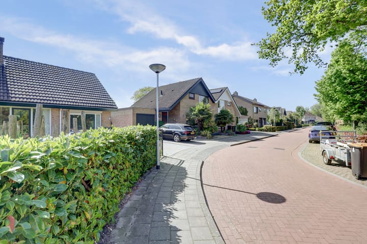 Foto 24 van Zeedahliaweg 24