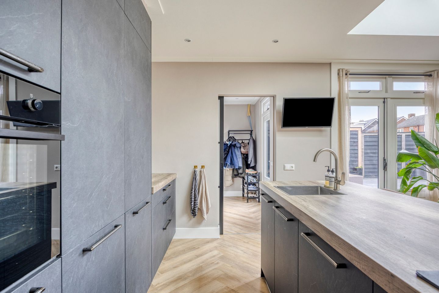 Foto 14 van Wethouder Nijhuisstraat 69