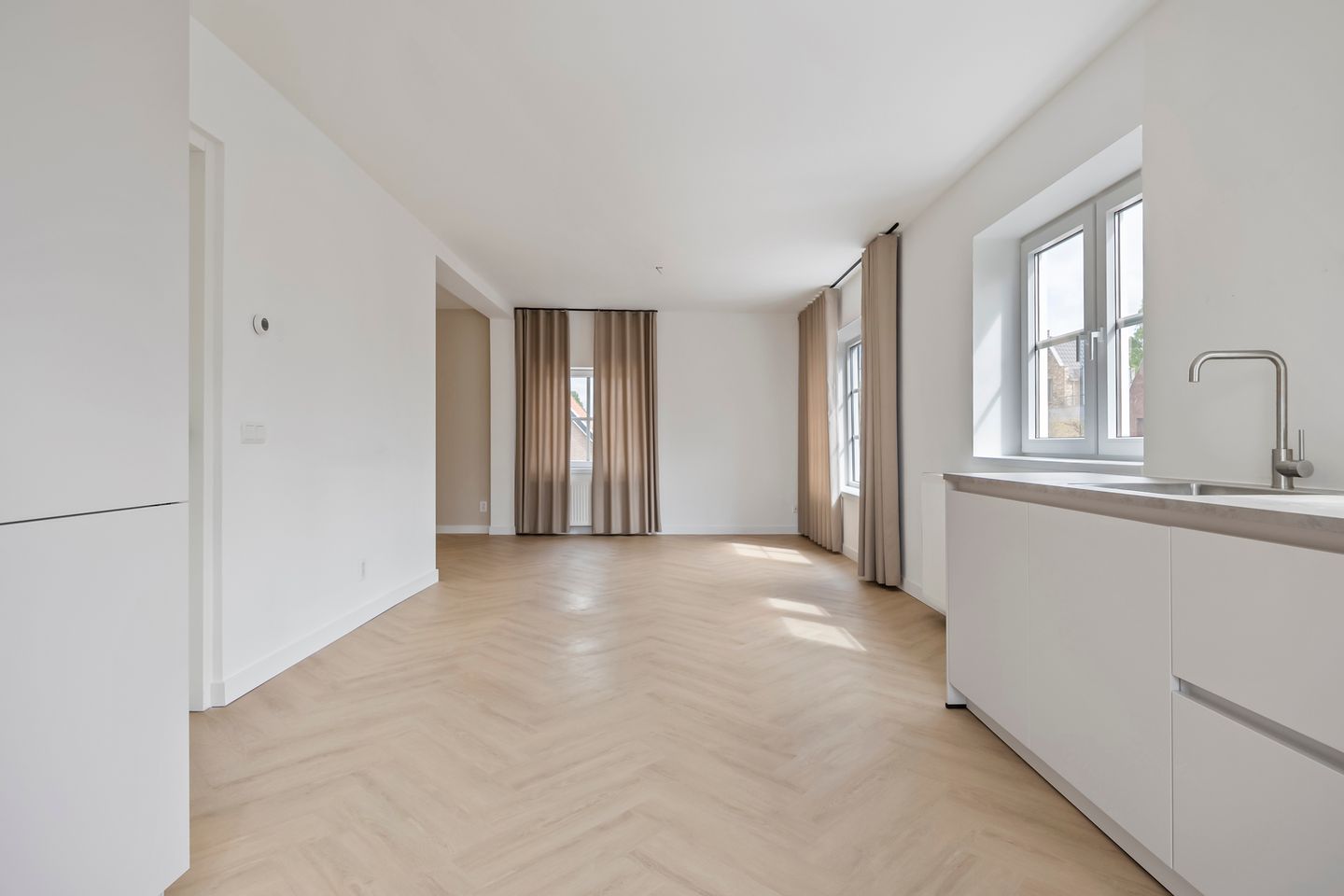 Photo 5 of Dorpsweg 135-A