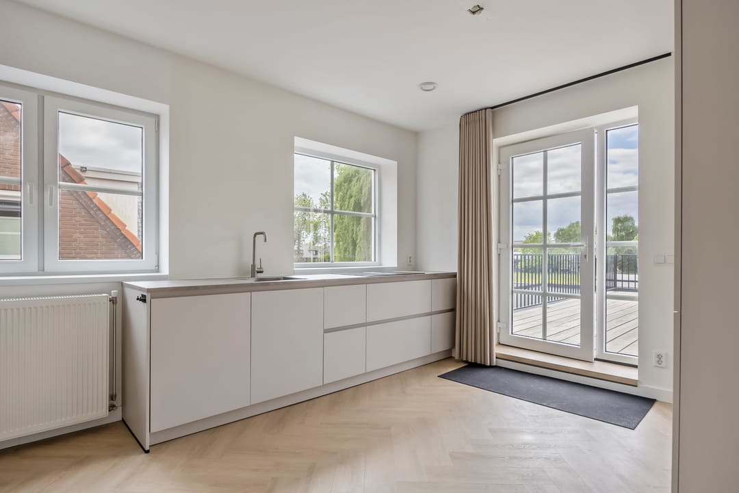 Photo 7 of Dorpsweg 135-A