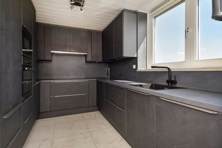 Photo 13 of Nieuwendamlaan 428