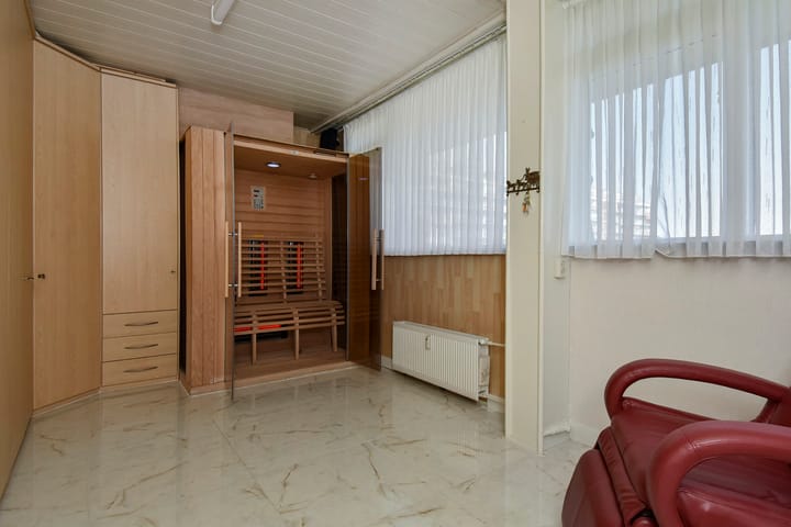 Photo 17 of Nieuwendamlaan 428