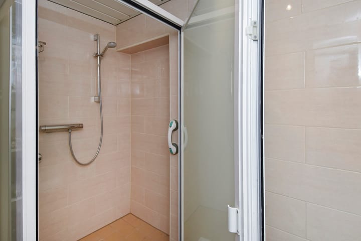 Photo 21 of Nieuwendamlaan 428