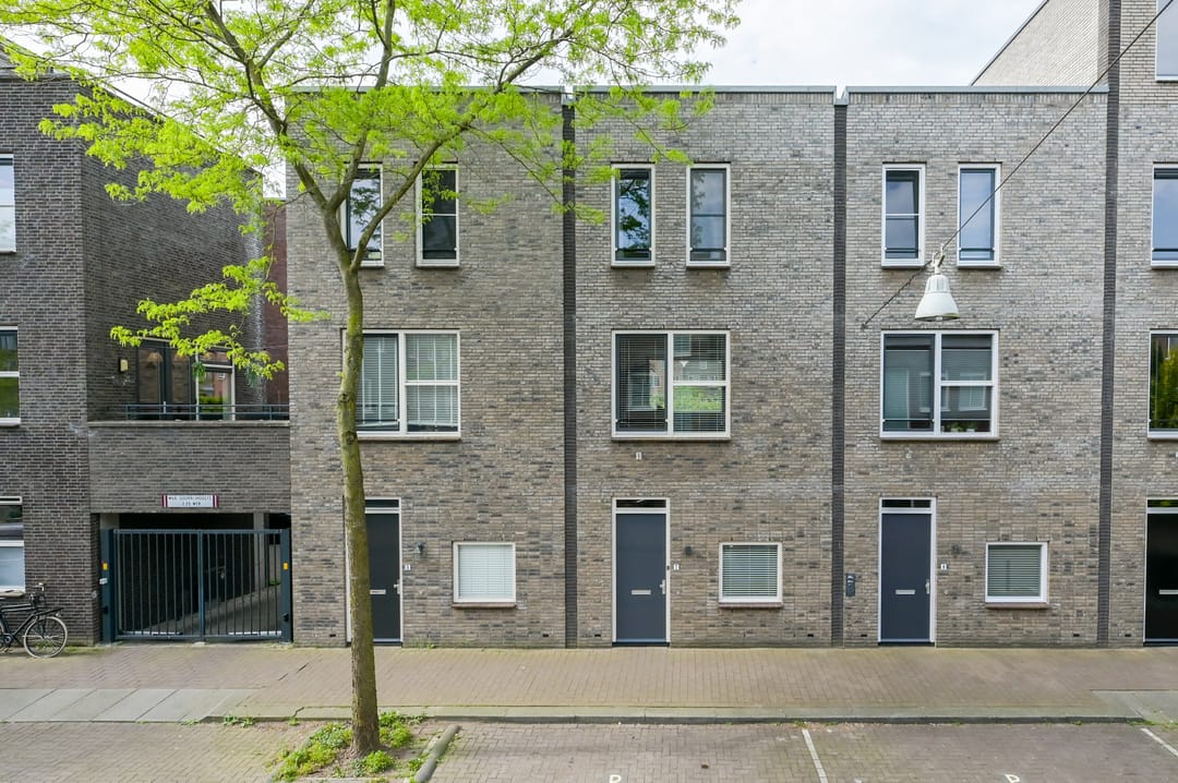 Foto 1 van Scharwoudestraat 7
