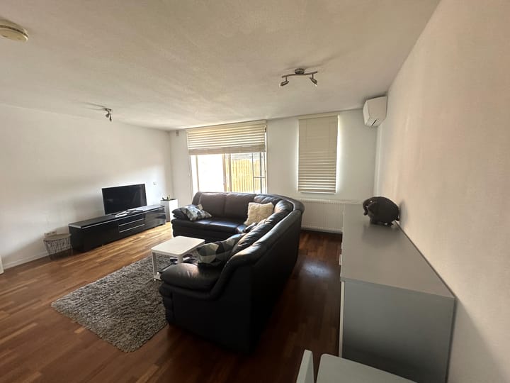 Foto 12 van Carel Willinksingel 328