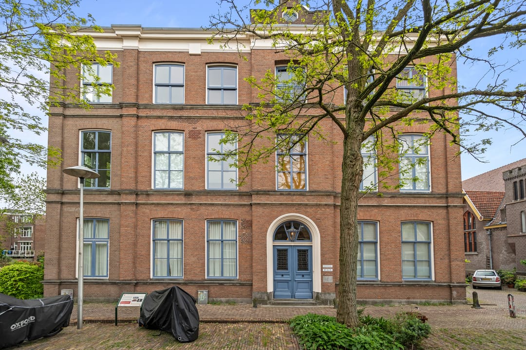 Foto 43 van Veeartsenijstraat 207