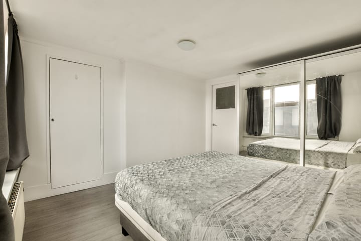 Foto 14 van Graaf van Bloisstraat 83