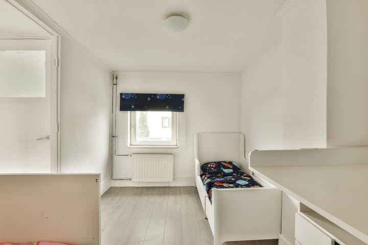 Foto 15 van Graaf van Bloisstraat 83