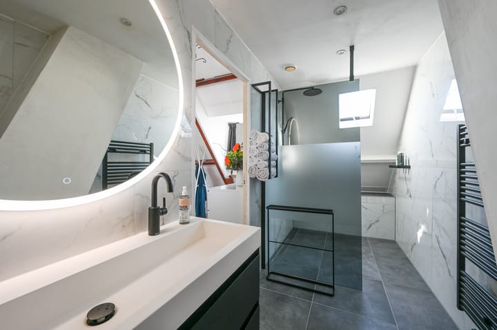 Foto 29 van Zwartewaalsestraat 44-B