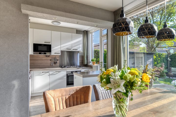 Foto 8 van Busken Huetlaan 11