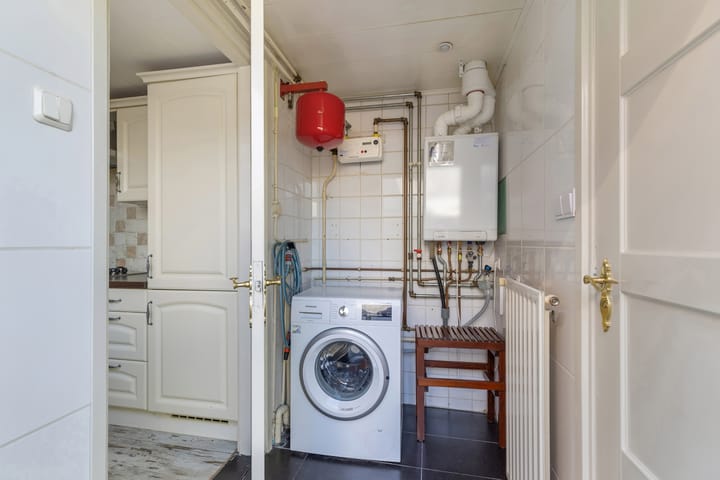 Photo 12 of Houtlaan 111