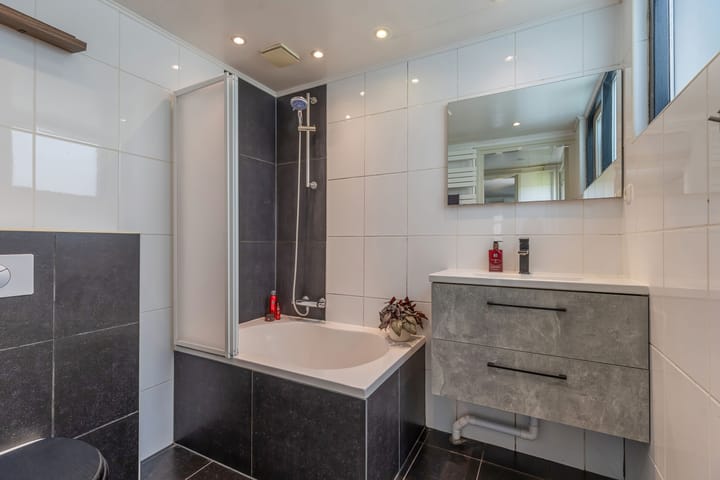 Photo 13 of Houtlaan 111