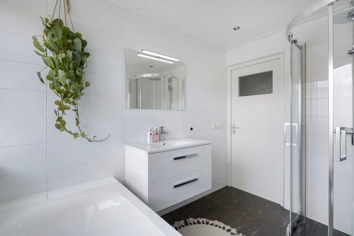 Foto 26 van Dr Eeltje Halbertsmastraat 48