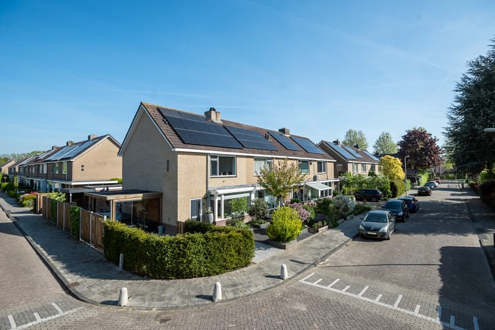 Foto 24 van Frederik Hendrikstraat 15