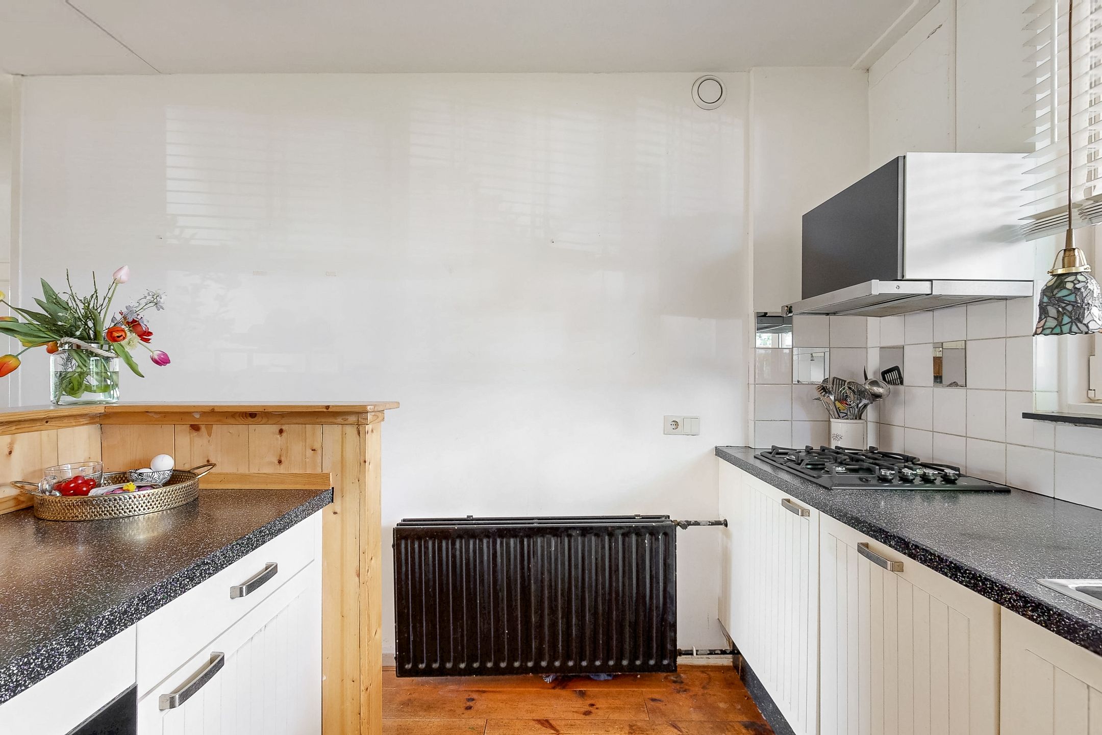 Foto 12 van Ligusterbes 14