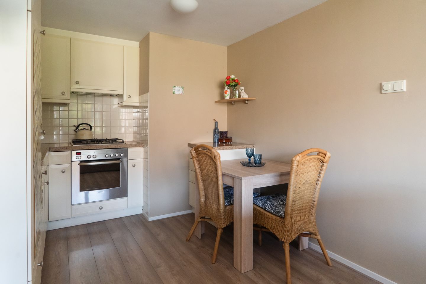 Foto 20 van Schoutenstraat 64-01