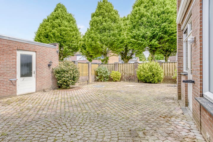 Photo 22 of van Diemenstraat 16