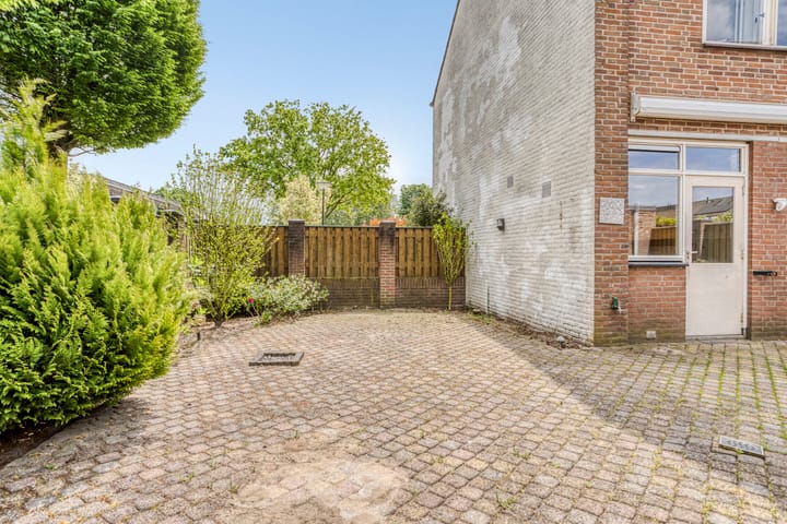 Photo 24 of van Diemenstraat 16