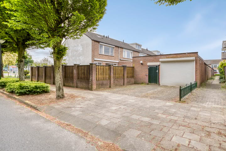 Photo 31 of van Diemenstraat 16