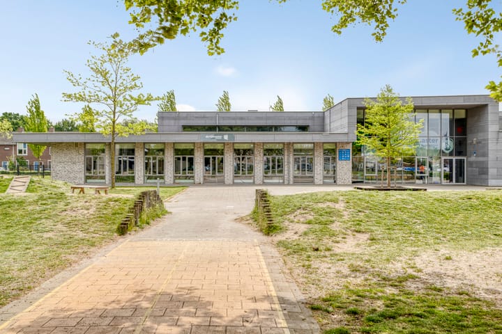 Photo 33 of van Diemenstraat 16