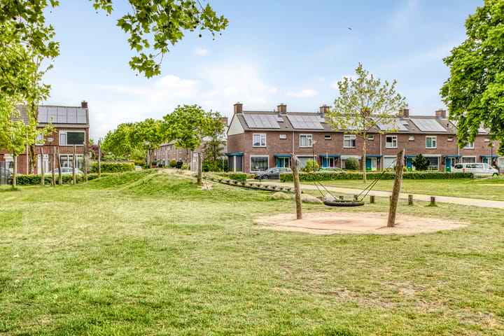 Photo 34 of van Diemenstraat 16