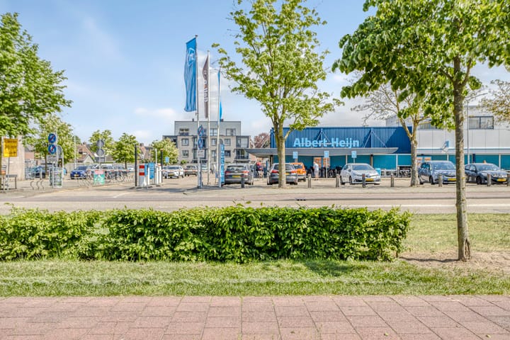 Photo 38 of van Diemenstraat 16