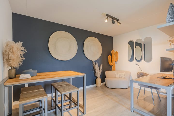 Photo 10 of Jennerstraat 156